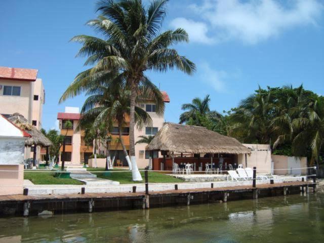 Grand Royal Lagoon