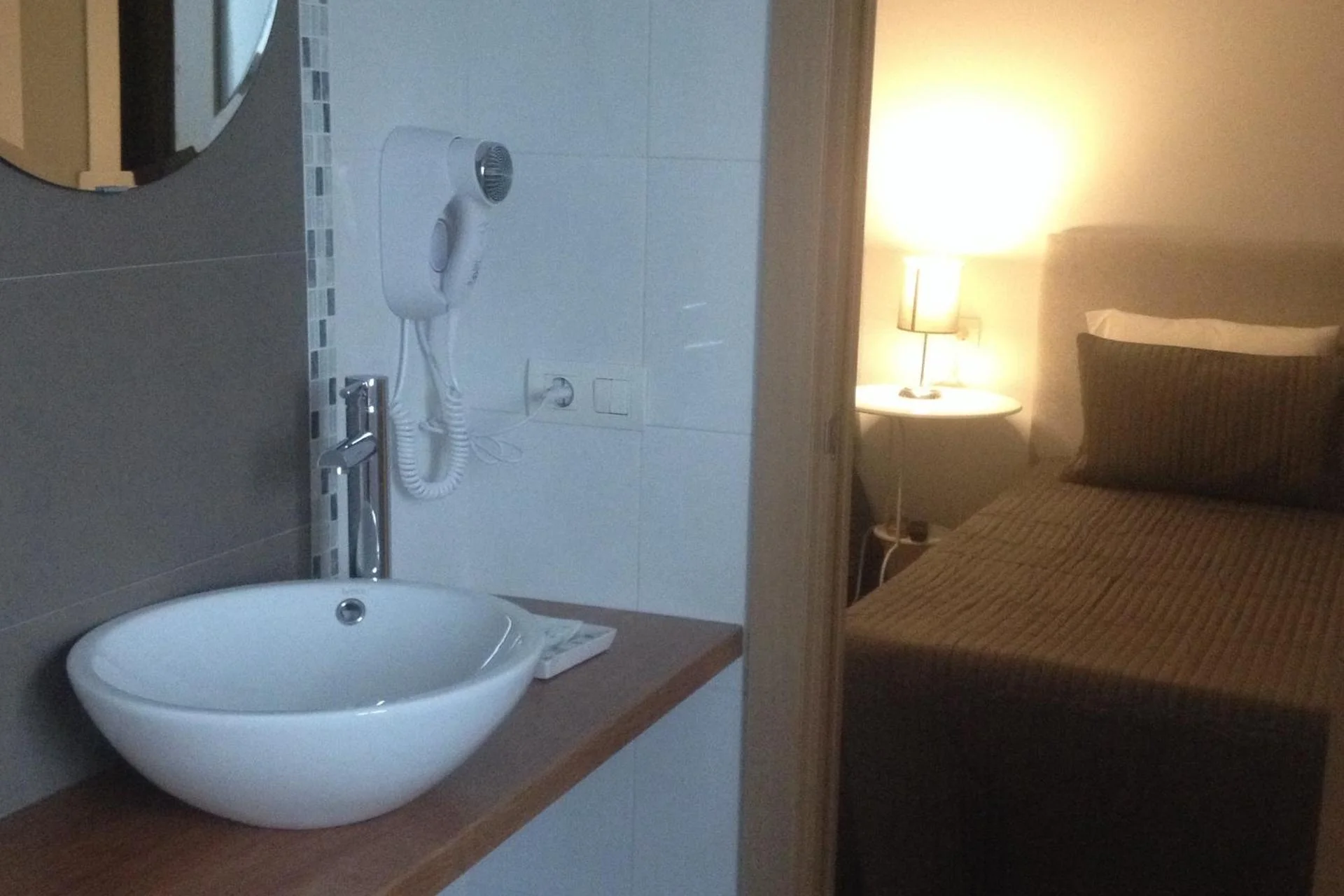 Discovering Hostal Restaurante Montilla: A Blend of Comfort and Authenticity