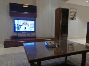 Experience Comfort at Rahhal Hotel Suites - Perfect for Couples, Families, and Business Trips